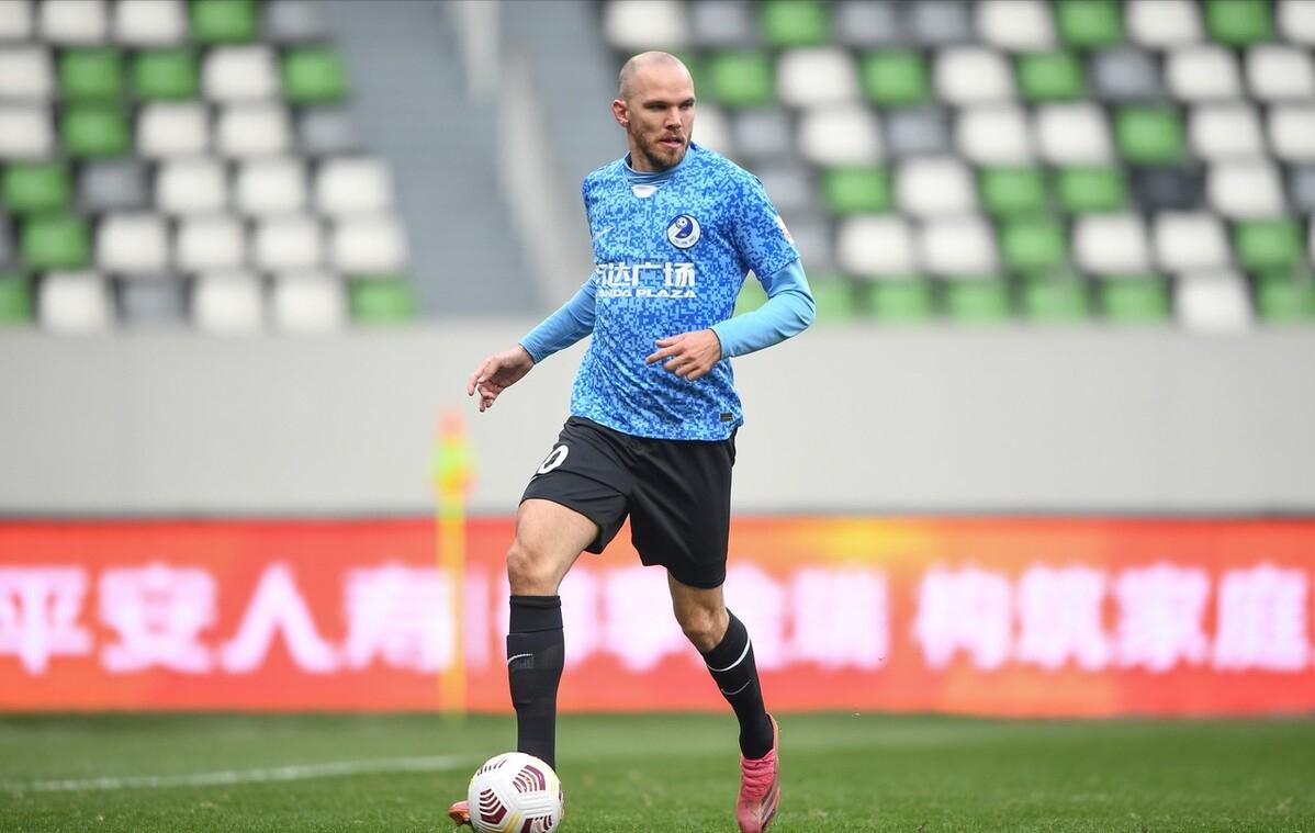 前经纪公司起诉大连人队外援丹尼尔森球员需赔偿近五百万元