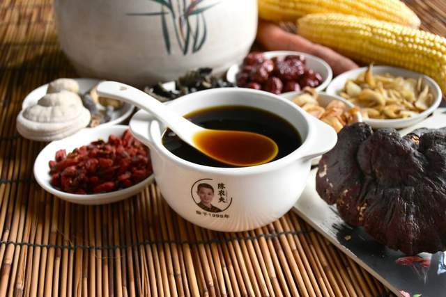 扎根中国土壤，适合中国国情，做中国人自己的大健康品牌