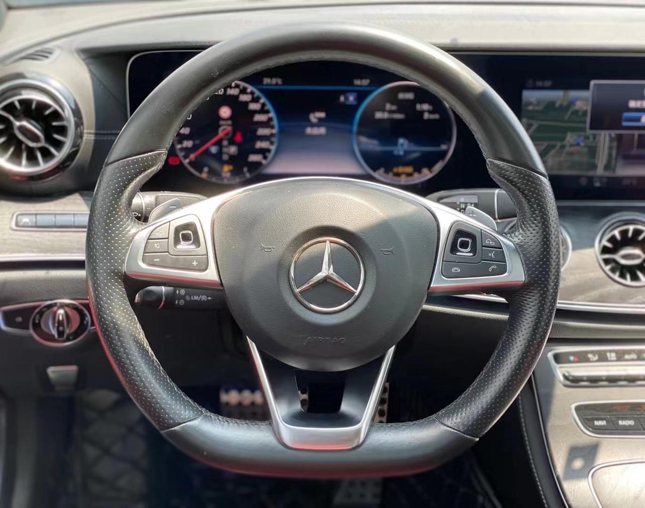 2018年7月奔驰e300coupe自波20t多功能方向盘双电动77记忆换档拨片