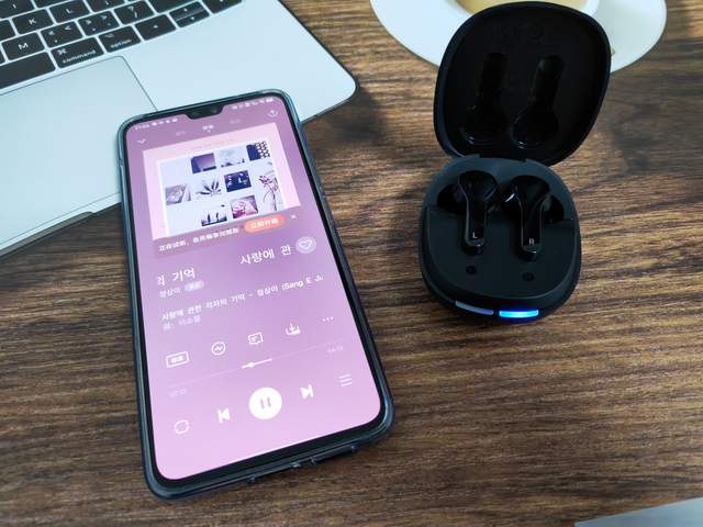 直播主播耳机——无线监听耳机更方便更好用