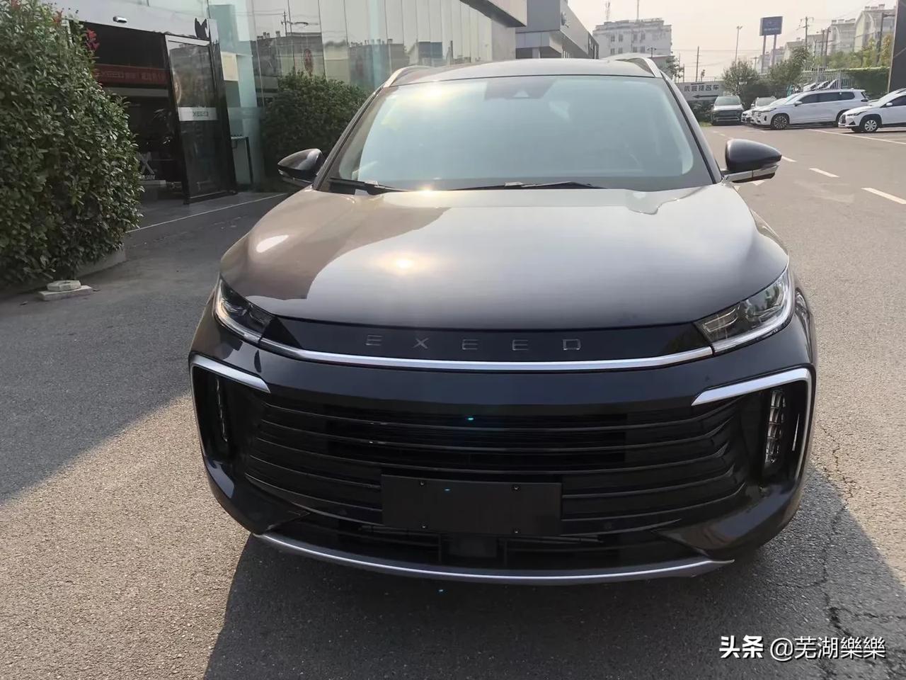 星途凌云txl 2.0t自动星睿157900灰全款1200