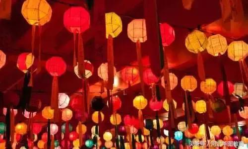弹丸之地打一字