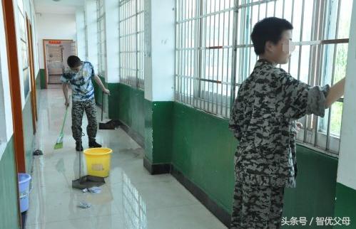 青少年网瘾戒除学校(小孩戒网瘾学校)(图2)
