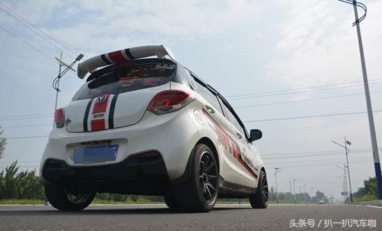 奔奔mini音响如何改装(奔奔mini改装外观最佳案例)