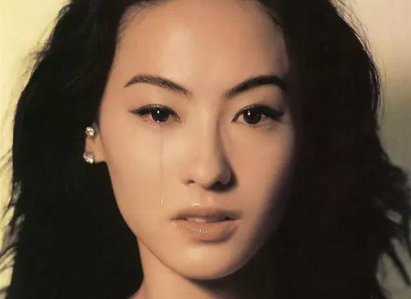 麦玲玲分析梁洛施八字（麦玲玲对梁洛施的评价）