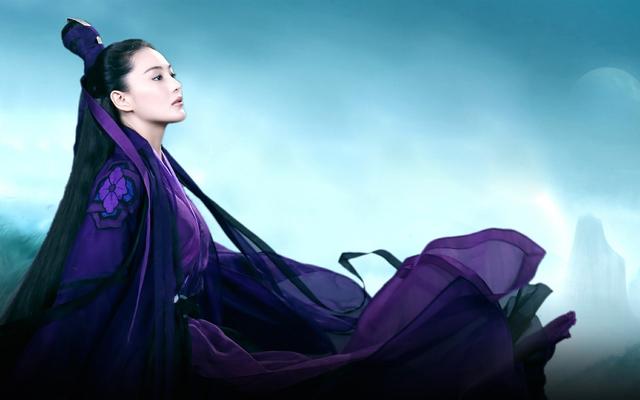 张馨予最近又有新作品了,就是目前正火热直播的历史传奇剧《思美人》