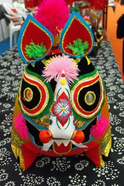 民间布艺不仅是艺术品,更是传统民俗文化宝库,丰富的文化内涵更增强了