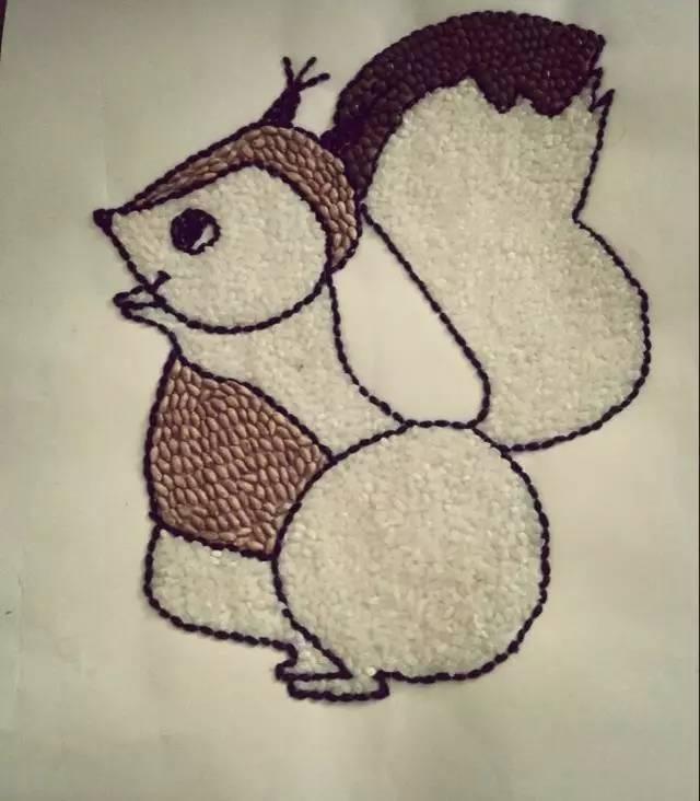 幼儿园豆子国庆简易手工粘贴画(怎么用橡皮泥做一个q版的米豆子)_手工