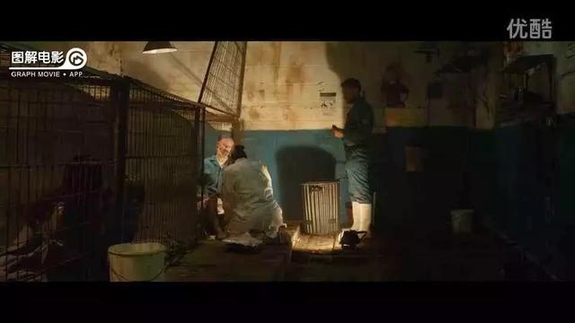 医生示范身体乳