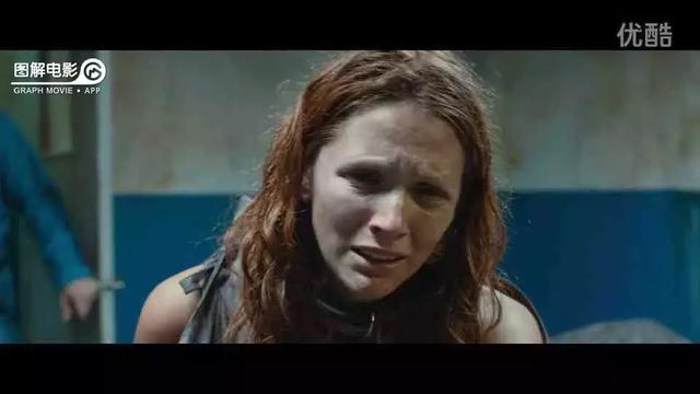 医生示范身体乳