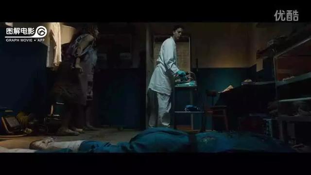 医生示范身体乳