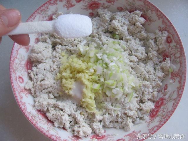 豆腐丸子的做法 豆腐丸子的做法（鸡肉豆腐丸子的做法） 美食