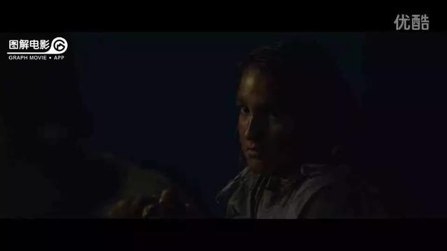 医生示范身体乳