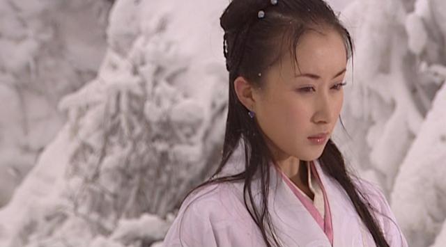 想想当初舒畅在《连城诀》里演水笙的时候,那真是颜值最高峰啊!