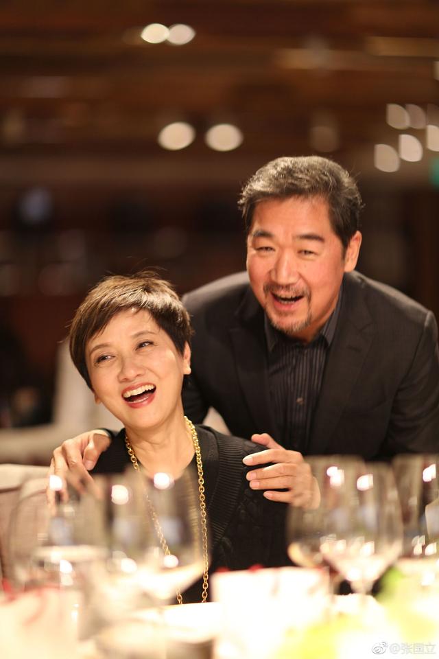张国立的老婆:张国立的妻子——邓婕美照