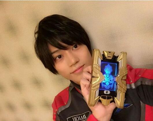 欧布奥特曼罗布奥特曼(欧布奥特曼的资料)