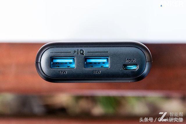 「短小精悍，性能强劲」：Anker PowerCore II移动电源的深度测评