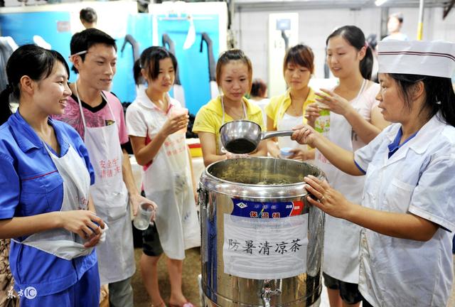 浪莎股票为什么连续跌停