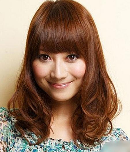 梨花内扣发尾烫(齐肩短发内扣梨花烫)-天晟网