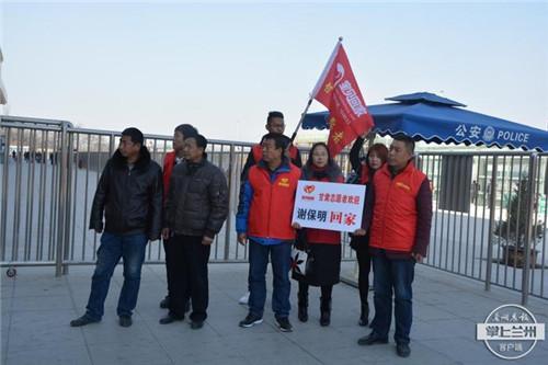 重庆孤儿格格身世(重庆孤儿格格养父母)