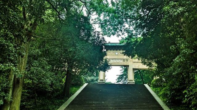 南京信息工程大学叶展