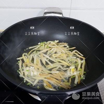 黄花菜汤的做法大全