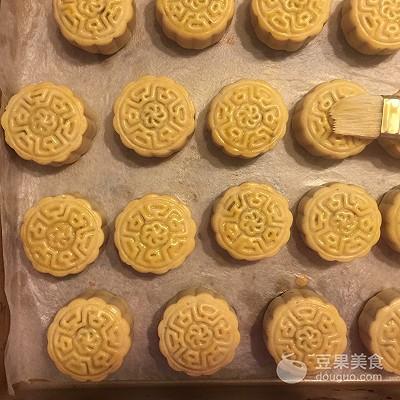 伍仁月饼
