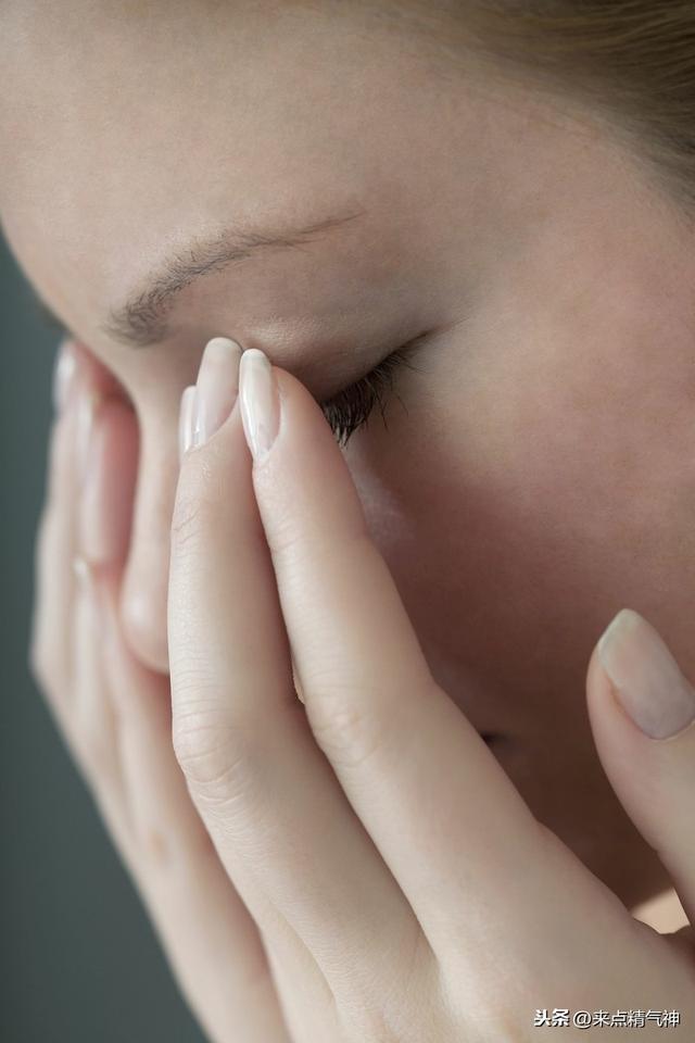 女人右眼跳是什麼預兆已婚女人右眼跳是什麼預兆