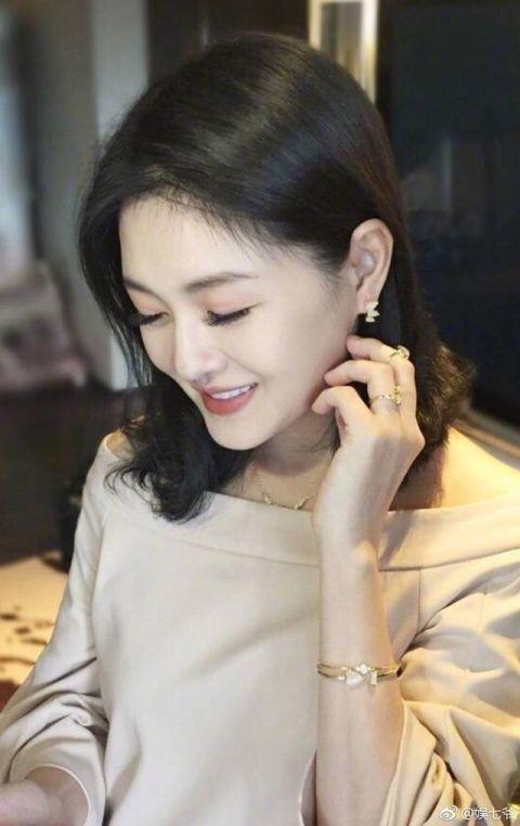 回头草这么香？刚离婚3个月就官宣二婚，大S的花花情史，够内味儿