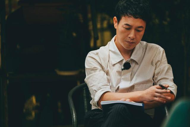 张颂文：3年被导演拒绝840次，被嘲像侏儒吃剩菜，46岁仍买不起房
