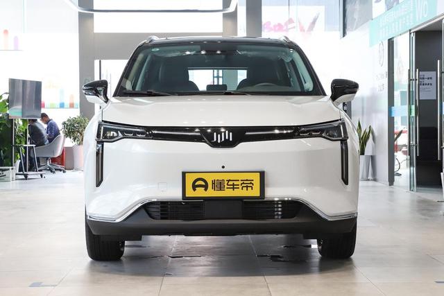 20万级 国内首款 无人驾驶量产车型