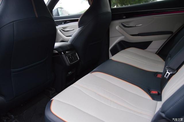 居家旅行两皆宜，我的宋PLUS新能源我做主！