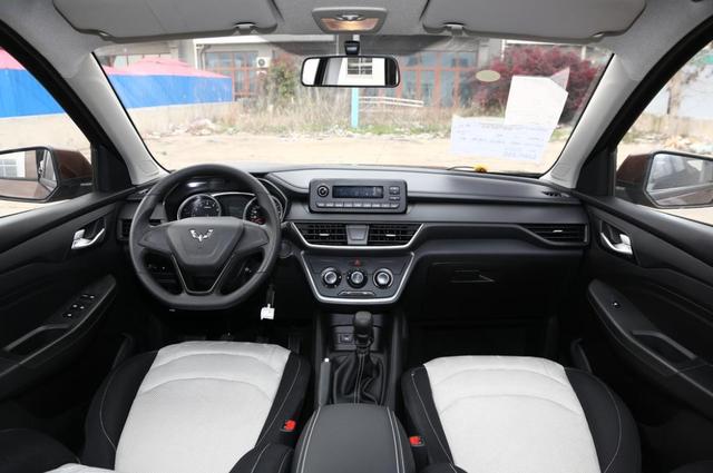 五菱宏光s3多少钱一台 五菱宏光s3多少钱