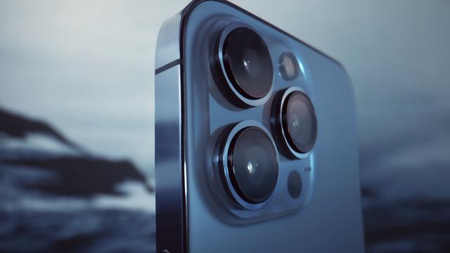 iPhone 13屏幕升级，是否意味着不用贴膜？