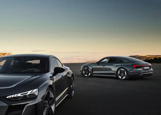 豪华品牌的反击：“ABB”电动车扎堆登场，特斯拉笑了？