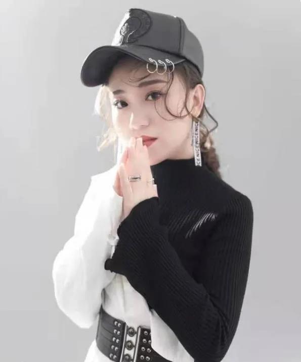 演员黄杨:经典小品女演员都去哪了？有的离世，有的模样大变，有的飞黄腾达