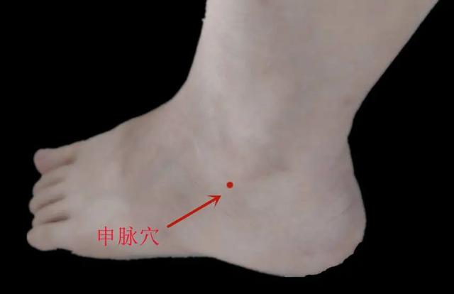 秋天眼睛干！赶快动动手和脚，效果好极了！