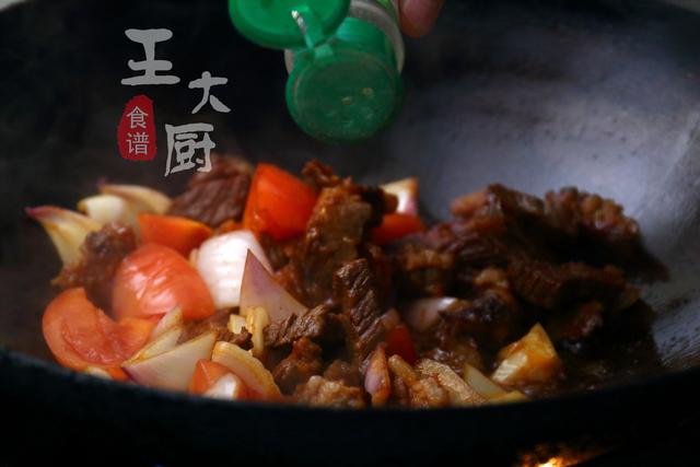 牛肉炖土豆