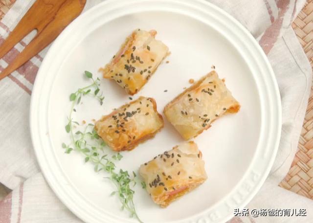美味好吃的肉松火腿酥皮卷，鲜香营养，烹饪易上手，孩子特别喜欢