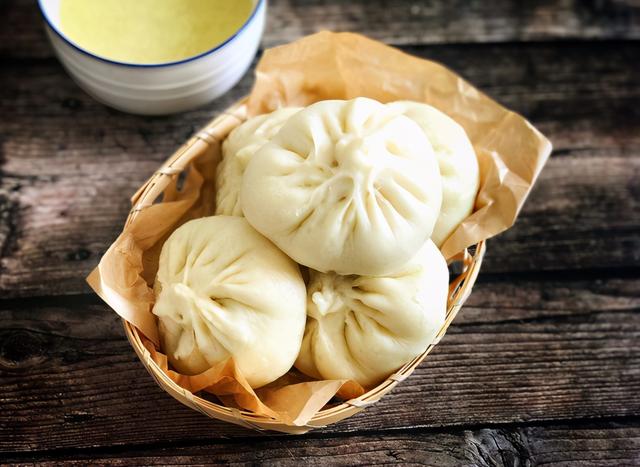 包子蒸好后皮干 为什么蒸出的包子底干