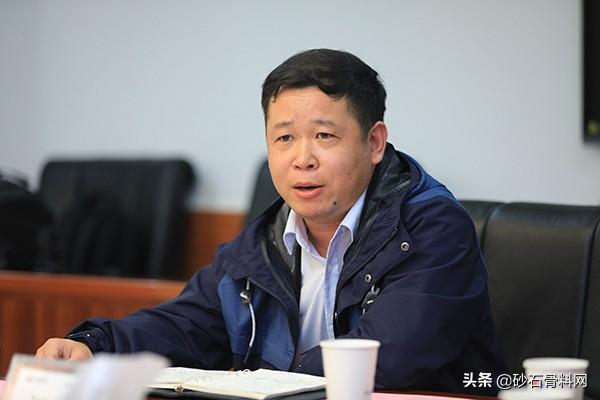安顺破碎式制砂机维修电话