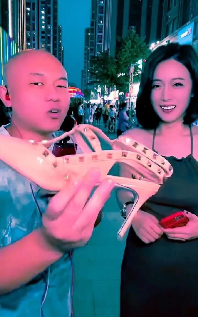 快手没了户外直播一哥祁天道谁会成为下一个户外一哥