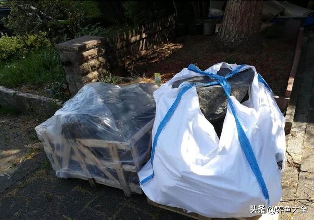 鱼缸制氧过滤机带装饰