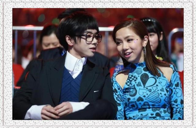 华晨宇和万芙伽亲吻照片(华晨宇前女友万芙伽照片)-天晟网