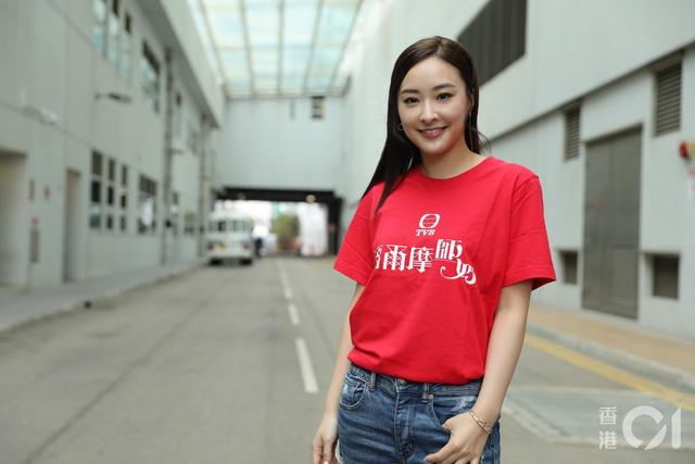 女神包袱重？TVB小花主演新剧被监制批演技有点尴尬