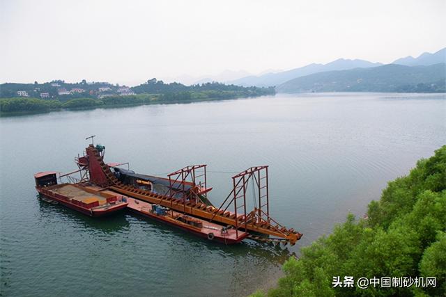 建水轮斗洗砂机生产的简单介绍