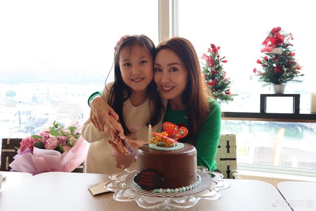 TVB欠郭可盈一个视后，欠林峯一个视帝