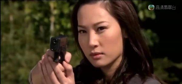 曾与林峰合演情侣爆红！40岁前TVB当家花旦望再合作：我想了很久