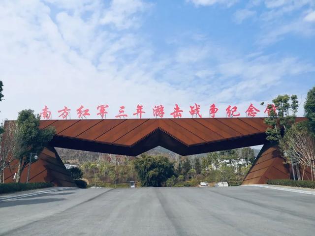 文展装饰电气工程师