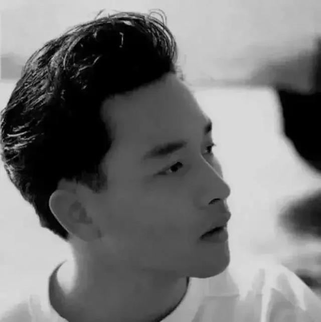 qq头像港风男生头像(港风图片女生头像)_手工miao